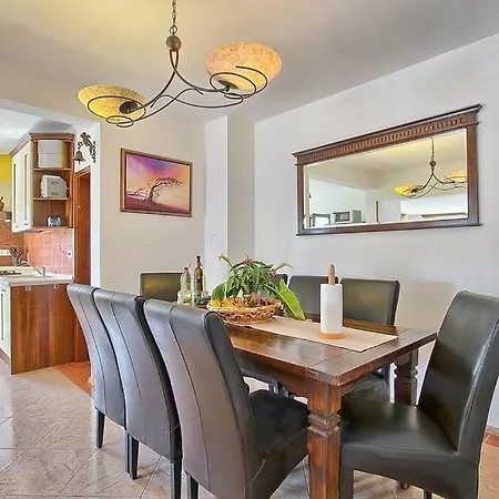 Villa Maggie Sisan Room photo